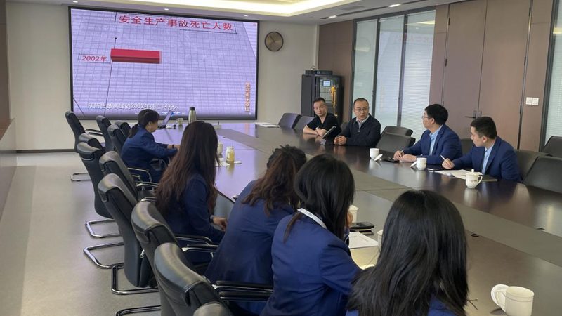 研究生数学小班辅导：揭秘其优势与潜在问题