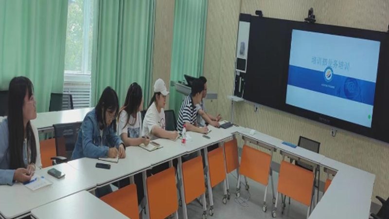 在众多慕课课程中，如何挑选适合自己的课程呢？以下是一些判断标准：